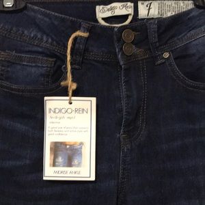 Indigo-Rein Midrise Ankle Jeans 7 (juniors) NWT